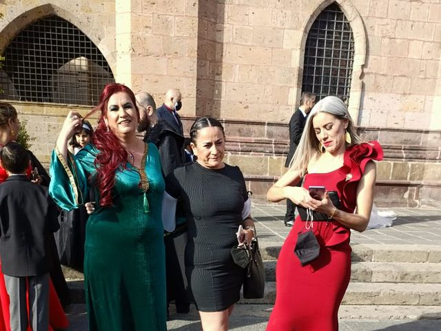 La boda de Laura y Heberto en Guadalajara, Jalisco 21