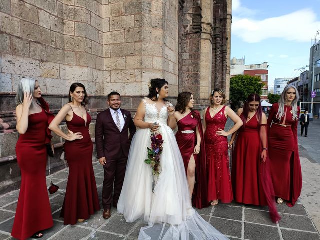 La boda de Laura y Heberto en Guadalajara, Jalisco 24