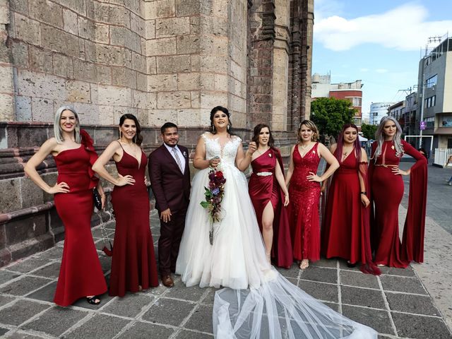 La boda de Laura y Heberto en Guadalajara, Jalisco 25