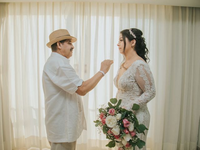 La boda de Omar y Elisa en Acapulco, Guerrero 17