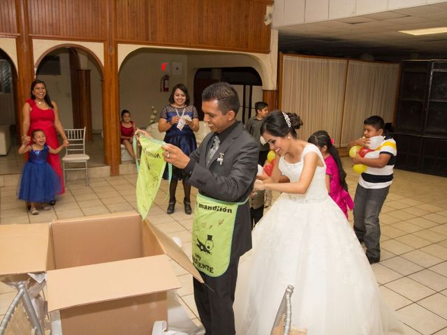 La boda de Edgar  y Saidy en Victoria, Tamaulipas 16