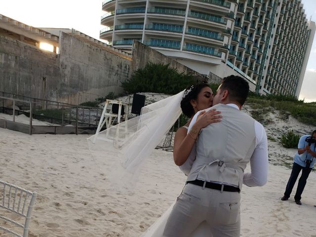 La boda de Daniel y Leslie en Cancún, Quintana Roo 7