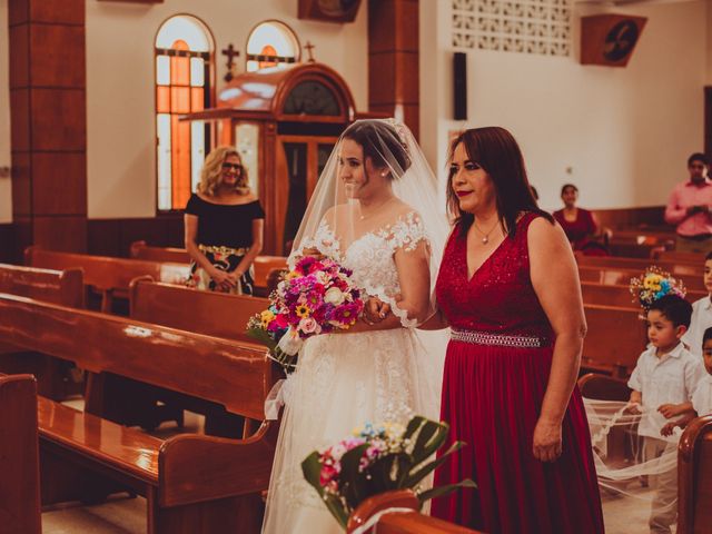 La boda de Rogelio y Mónica en Coatzacoalcos, Veracruz 34