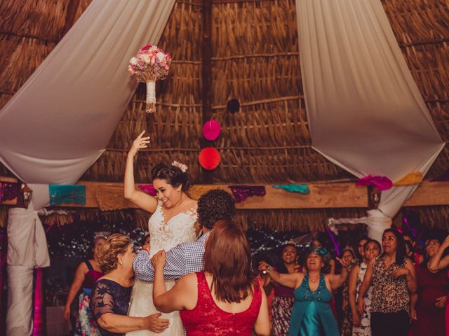 La boda de Rogelio y Mónica en Coatzacoalcos, Veracruz 64