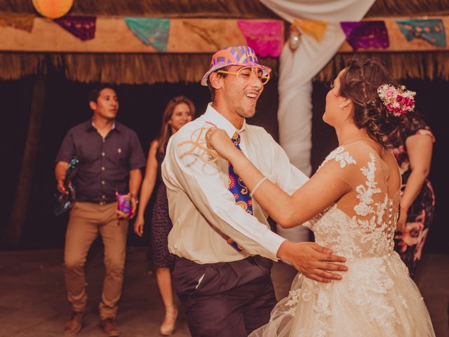 La boda de Rogelio y Mónica en Coatzacoalcos, Veracruz 82