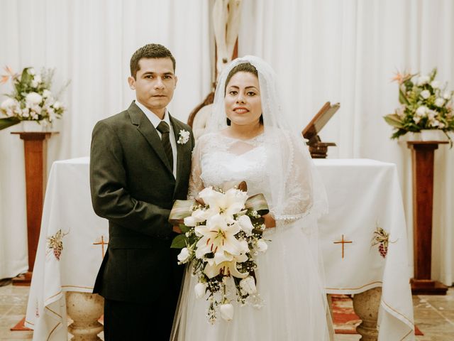 La boda de Mario y Lupita  en Tuxpan, Veracruz 4