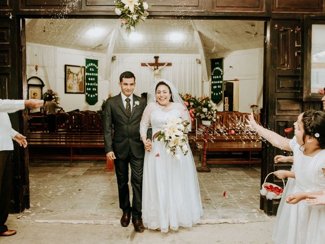 La boda de Mario y Lupita  en Tuxpan, Veracruz 5