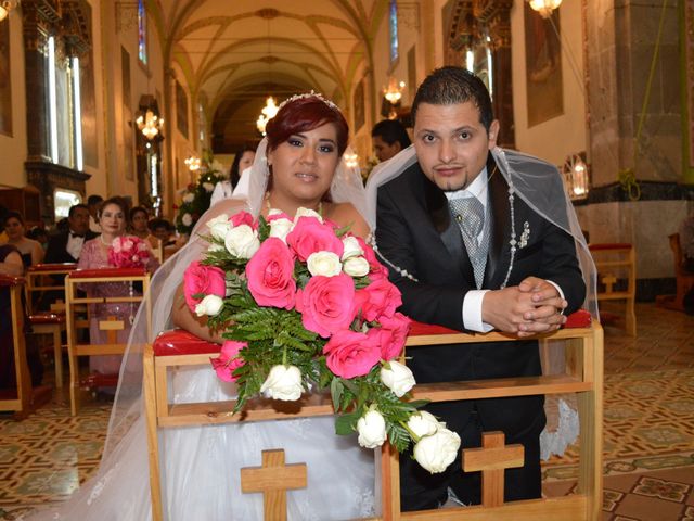 La boda de Angel y Maleny en Valle de Santiago, Guanajuato 9