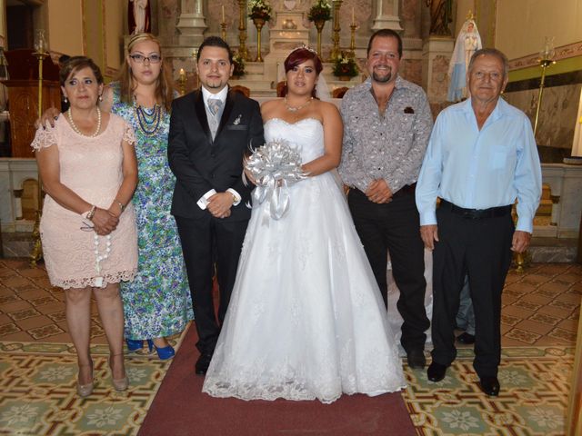 La boda de Angel y Maleny en Valle de Santiago, Guanajuato 15