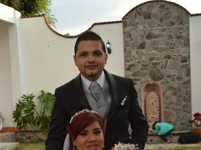 La boda de Angel y Maleny en Valle de Santiago, Guanajuato 36