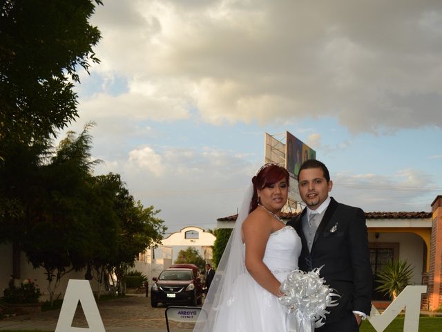 La boda de Angel y Maleny en Valle de Santiago, Guanajuato 37