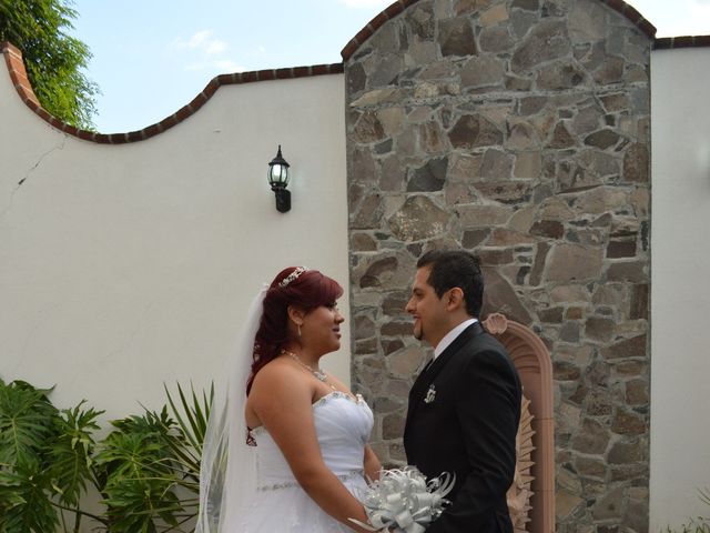 La boda de Angel y Maleny en Valle de Santiago, Guanajuato 38