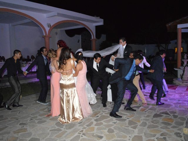 La boda de Angel y Maleny en Valle de Santiago, Guanajuato 60