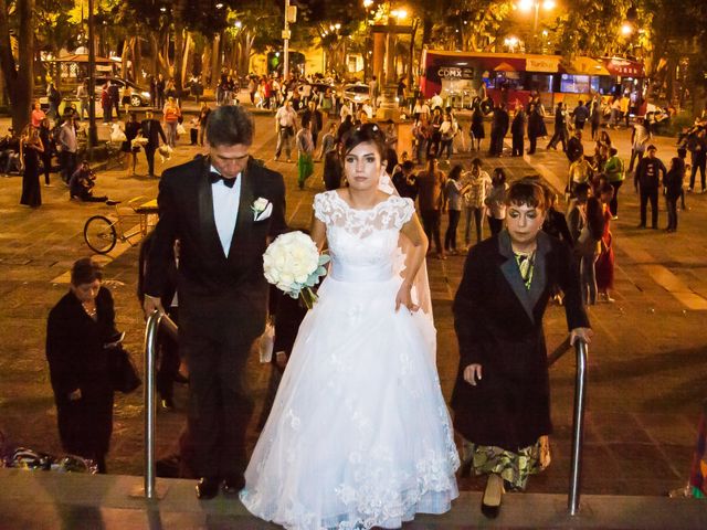 La boda de Alejandro y Karla en Cuauhtémoc, Ciudad de México 25