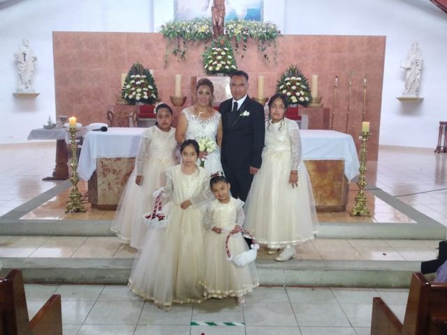 La boda de Jesús  y Yesenia  en Coatepec, Veracruz 5