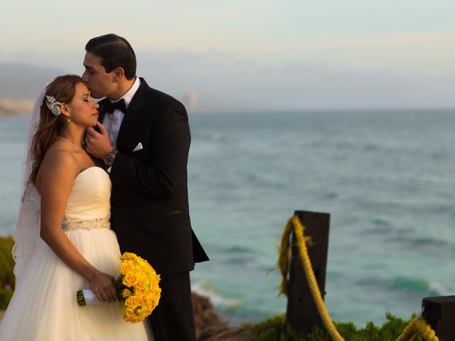 La boda de Joel y Karina en Rosarito, Baja California 8