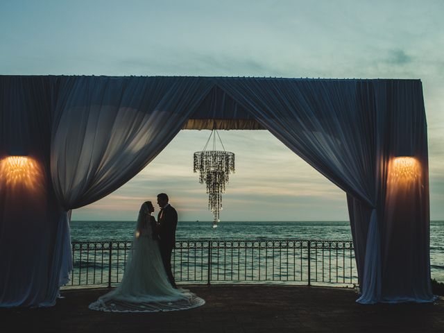 La boda de Joel y Karina en Rosarito, Baja California 14