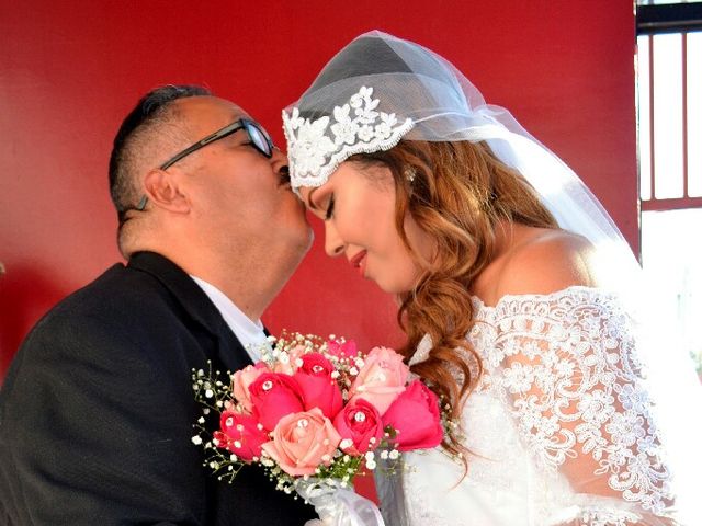 La boda de Josias y Ana Estefania  en Tijuana, Baja California 4