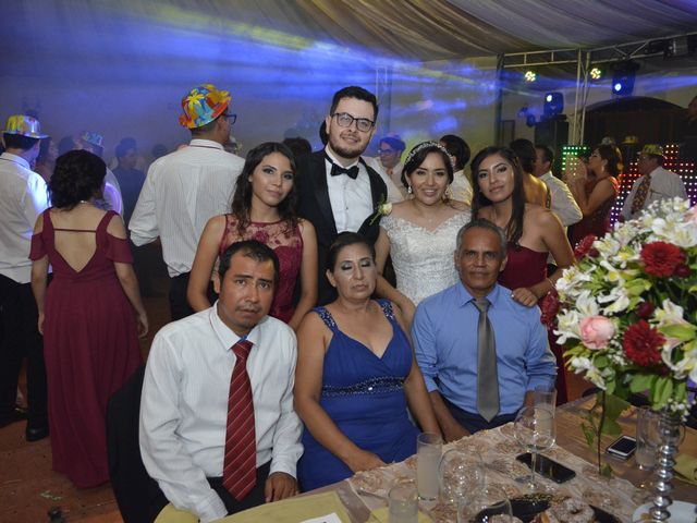 La boda de Yair y Ana Victoria en Colima, Colima 135