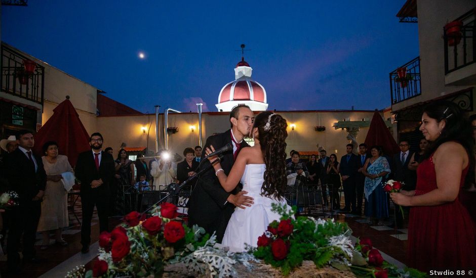 La boda de Alberto y Diana en Saltillo, Coahuila