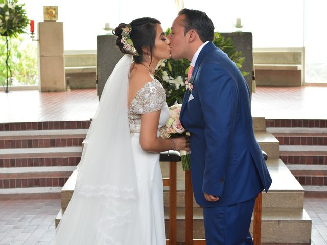 La boda de Carlos y Mónica en Cuernavaca, Morelos 23