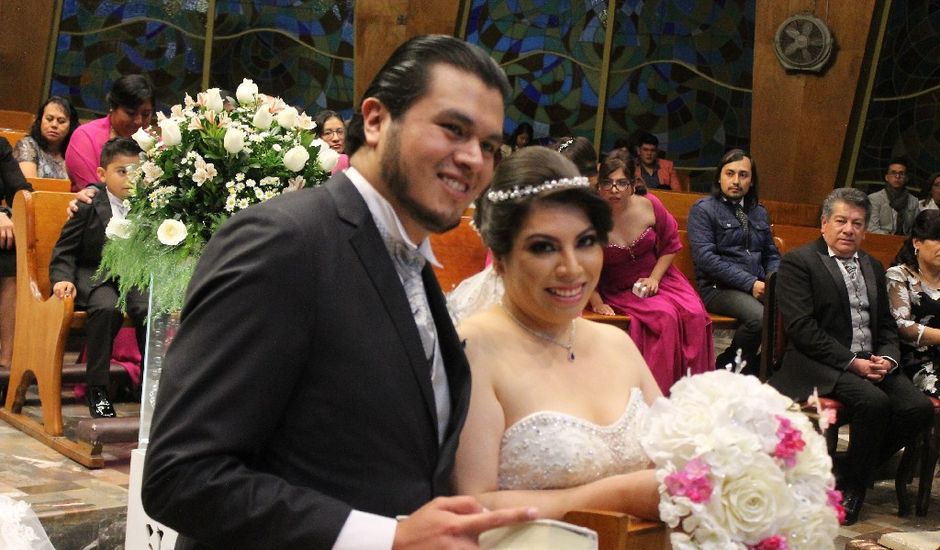 La boda de Luis y Angie  en Puebla, Puebla