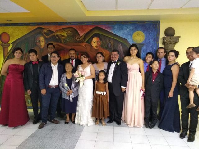 La boda de Héctor  y Karla  en Ecatepec, Estado México 5