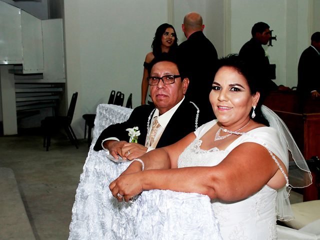 La boda de Sergio y Isabel en Mexicali, Baja California 7