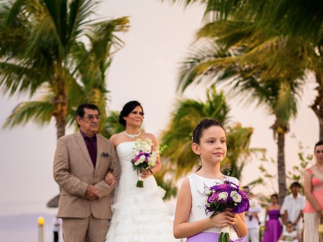 La boda de Gabriel y Sharon en Bahía de Banderas, Nayarit 12