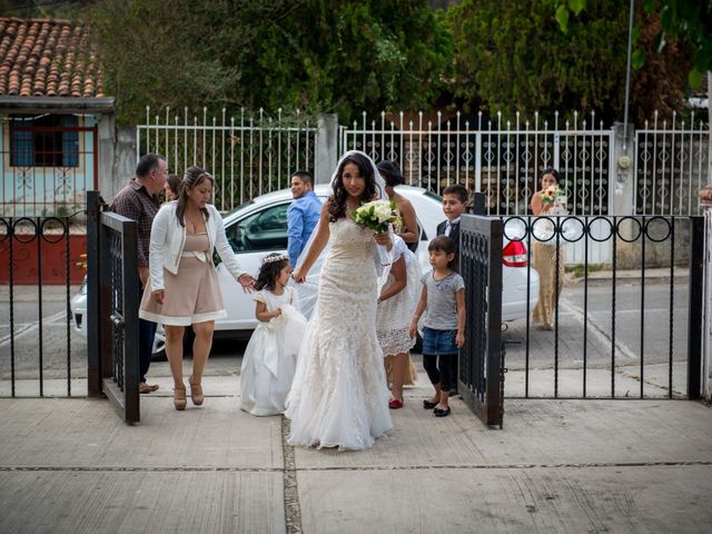 La boda de Ricardo y Verónica en Tejupilco, Estado México 17