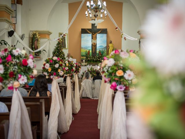 La boda de Ricardo y Verónica en Tejupilco, Estado México 21