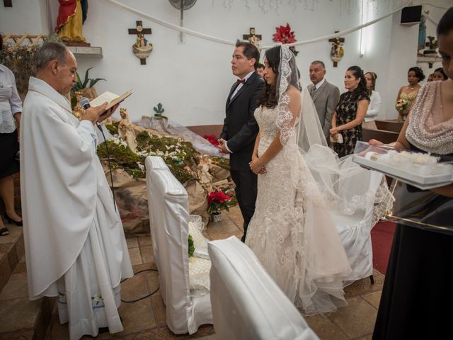 La boda de Ricardo y Verónica en Tejupilco, Estado México 22