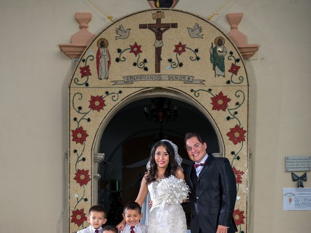 La boda de Ricardo y Verónica en Tejupilco, Estado México 61