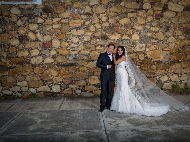 La boda de Ricardo y Verónica en Tejupilco, Estado México 64
