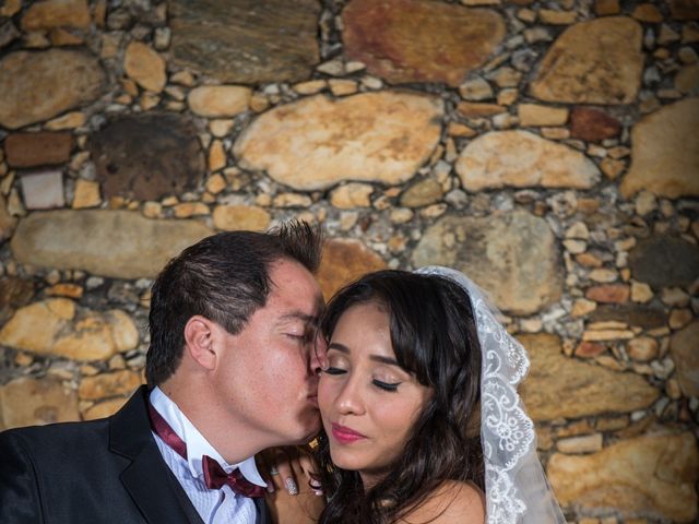 La boda de Ricardo y Verónica en Tejupilco, Estado México 69