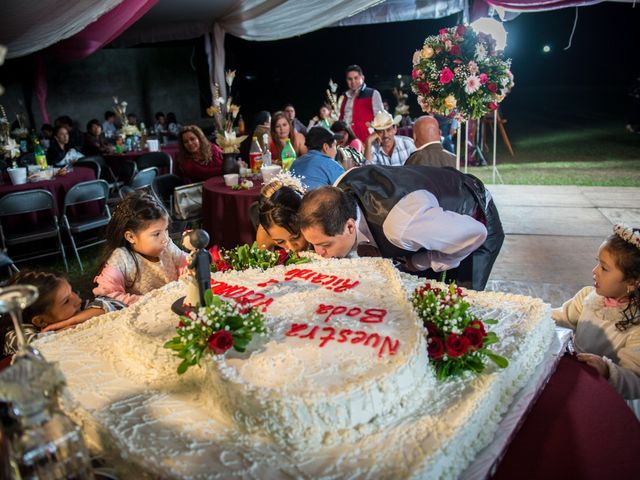 La boda de Ricardo y Verónica en Tejupilco, Estado México 109
