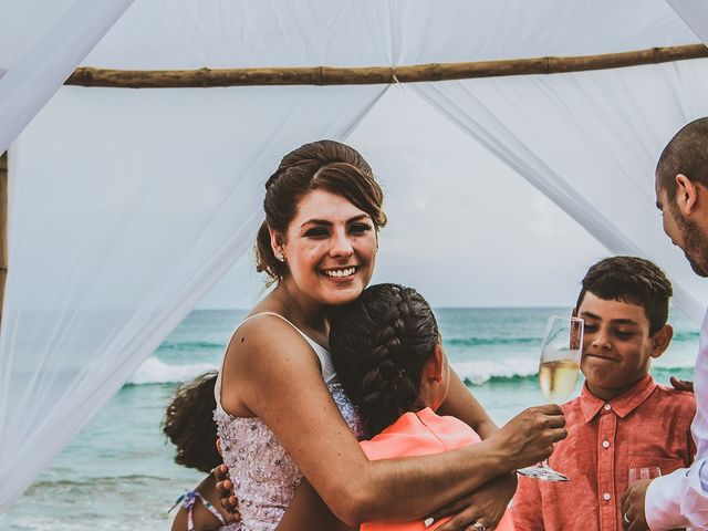 La boda de Gustavo y Daana en Bahía de Banderas, Nayarit 8