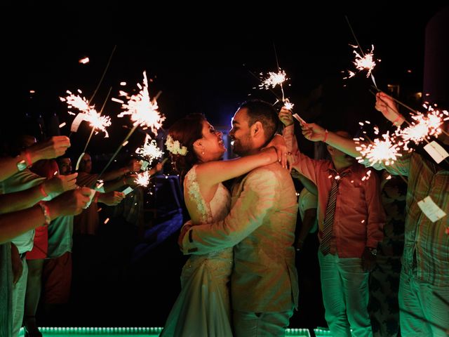 La boda de Rogelio y Roxana en Bahía de Banderas, Nayarit 2