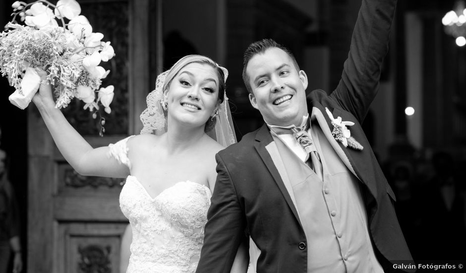 La boda de César y Cristina en Zamora, Michoacán