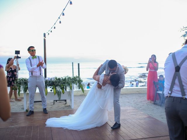 La boda de Gerardo y Fabiola en Bahía de Banderas, Nayarit 3