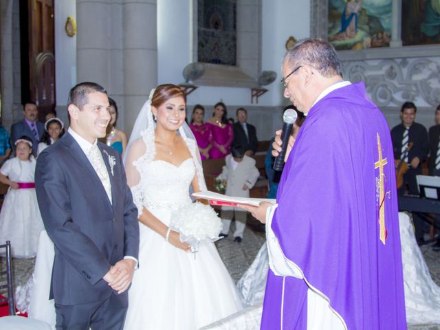 La boda de Carlos Gilberto y Mónica Lizbeth en Acaponeta, Nayarit 1