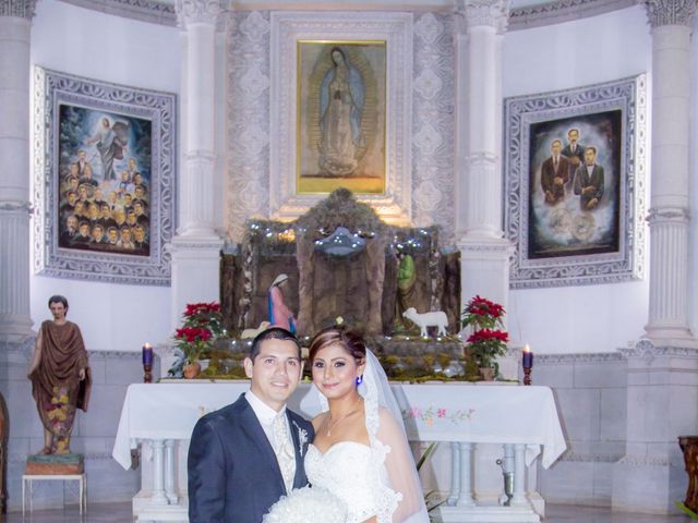 La boda de Carlos Gilberto y Mónica Lizbeth en Acaponeta, Nayarit 8