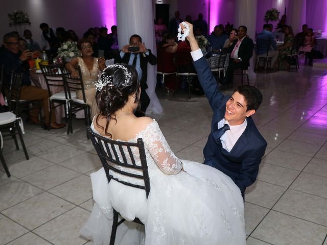 La boda de Miguel  y Lucía  en Tampico, Tamaulipas 32