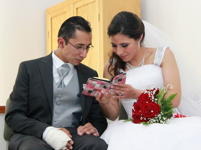 La boda de Andres y Lisette en Iztapalapa, Ciudad de México 33