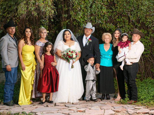La boda de Ángel y Silvia en Hermosillo, Sonora 32