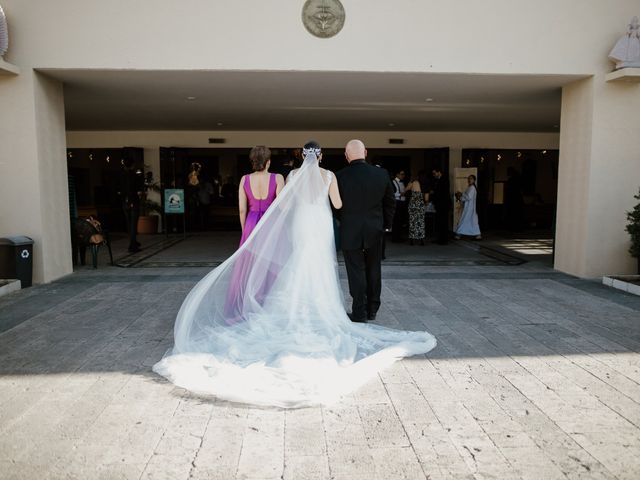 La boda de Christian y Alejandra en Zapopan, Jalisco 21