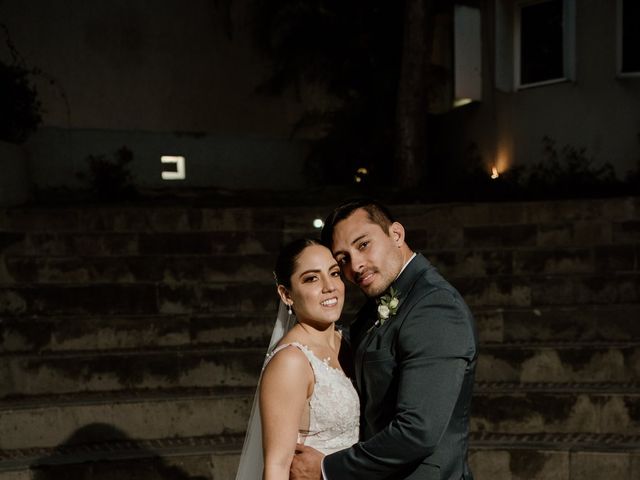 La boda de Christian y Alejandra en Zapopan, Jalisco 33