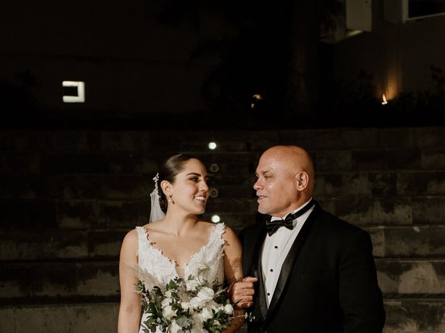 La boda de Christian y Alejandra en Zapopan, Jalisco 36