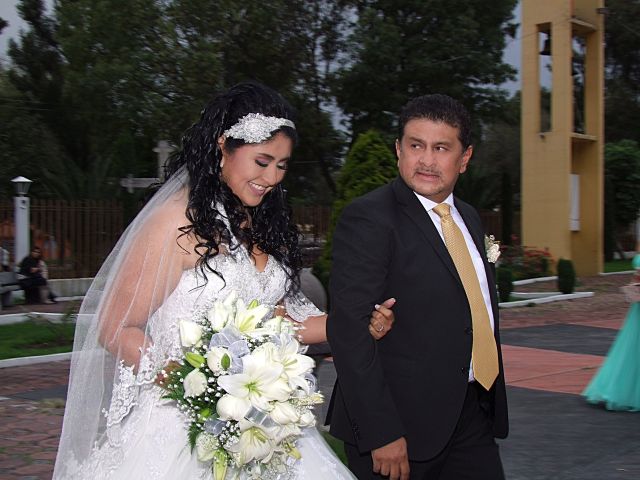 La boda de Angel y Vanya  en Gustavo A. Madero, Ciudad de México 9