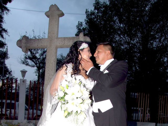 La boda de Angel y Vanya  en Gustavo A. Madero, Ciudad de México 22